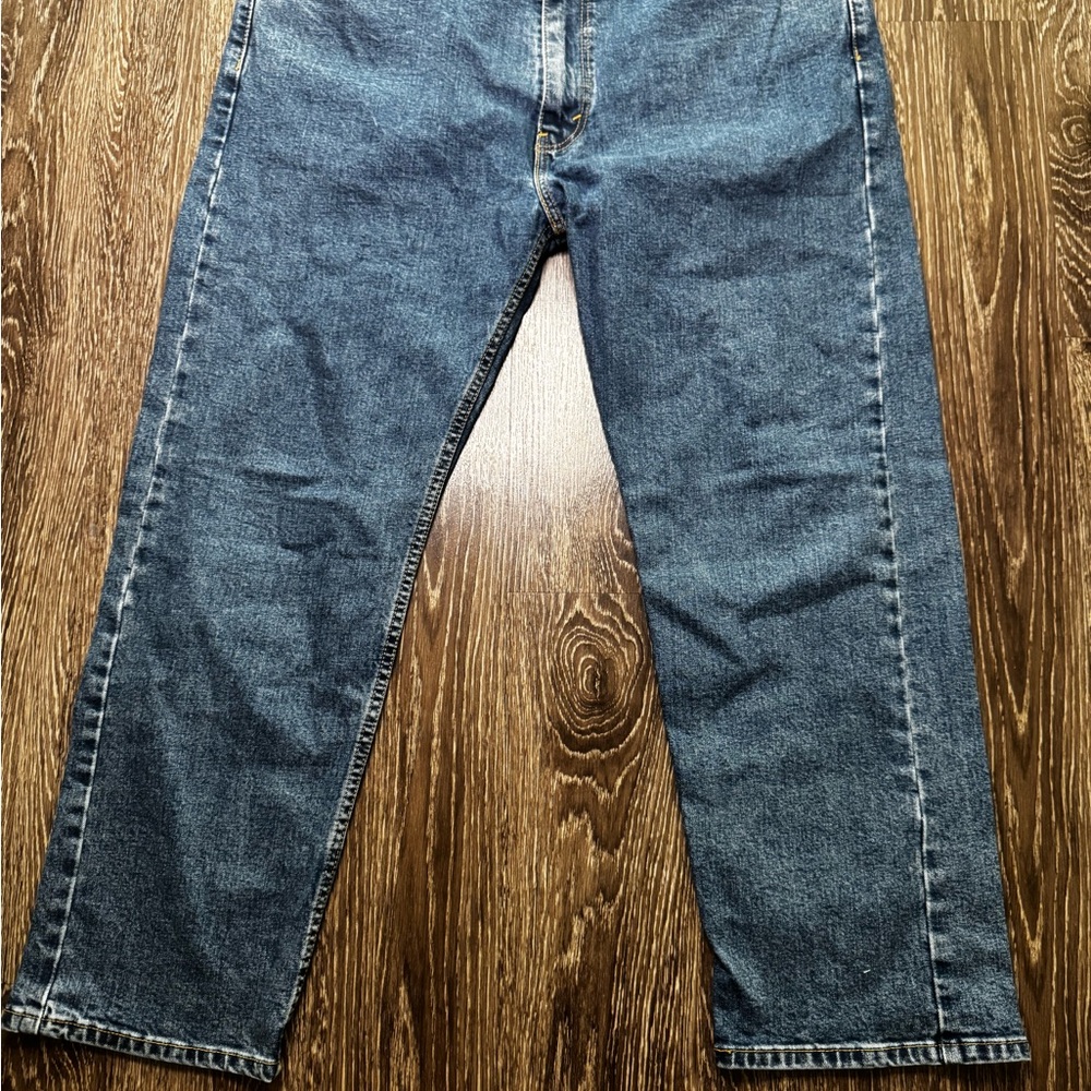 Men’s Levi 505 Size 40x29 Straight Leg Jeans